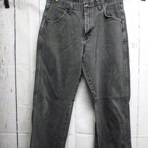 *SOLD* MEN'S 32x30 BLACK RUSTLER JEANS